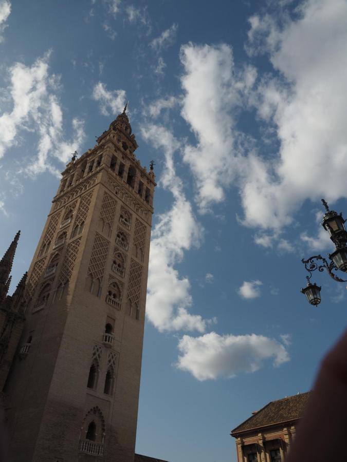 Apartamento Cruz Roja A Sevilla Buitenkant foto